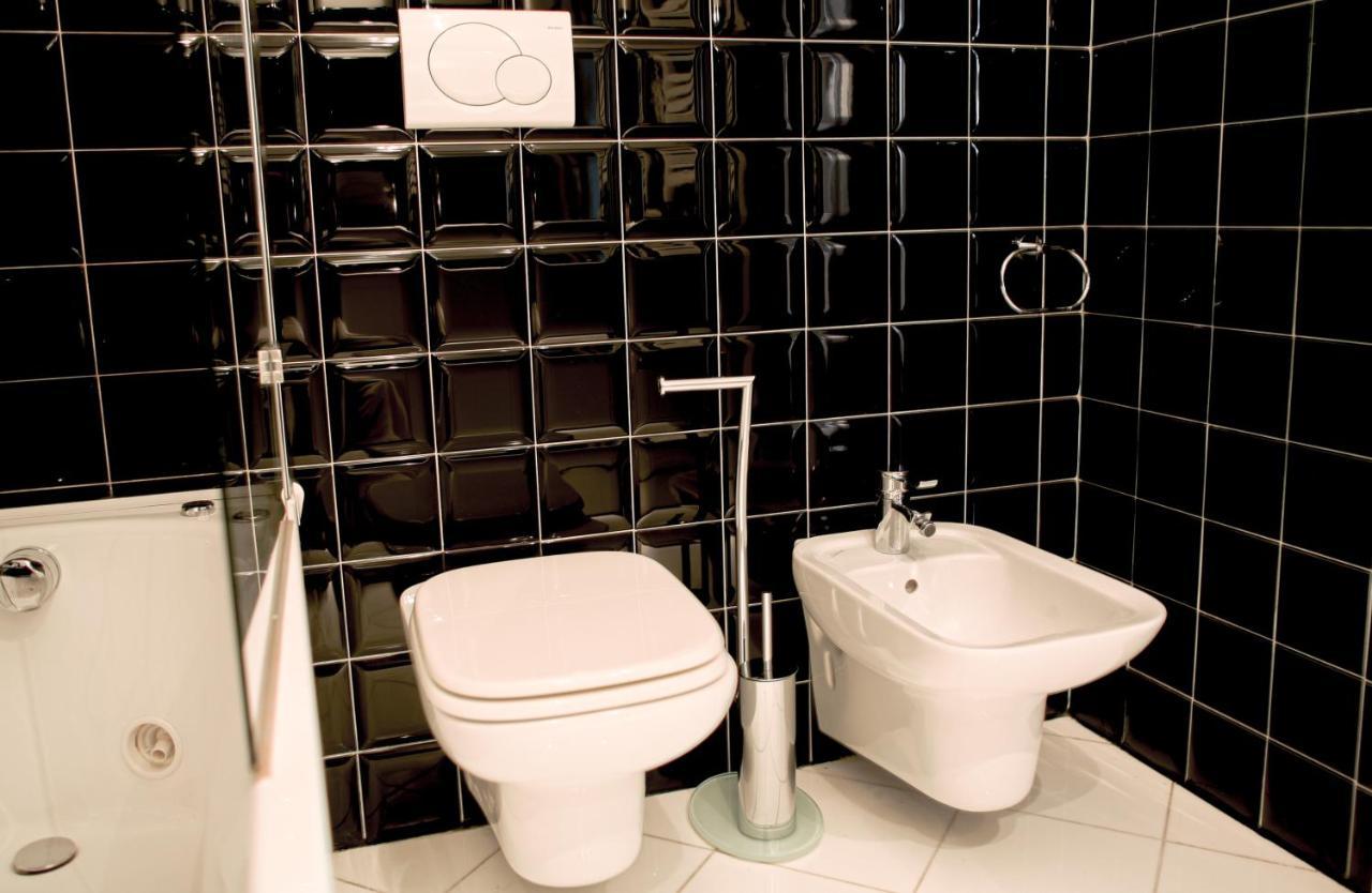 Bnbutler - Bergonzoli - Modern And Bright Near Station Apartment *